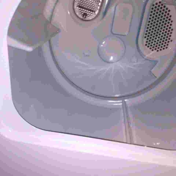 Amana washer and dryer set - Picture 7 of 7